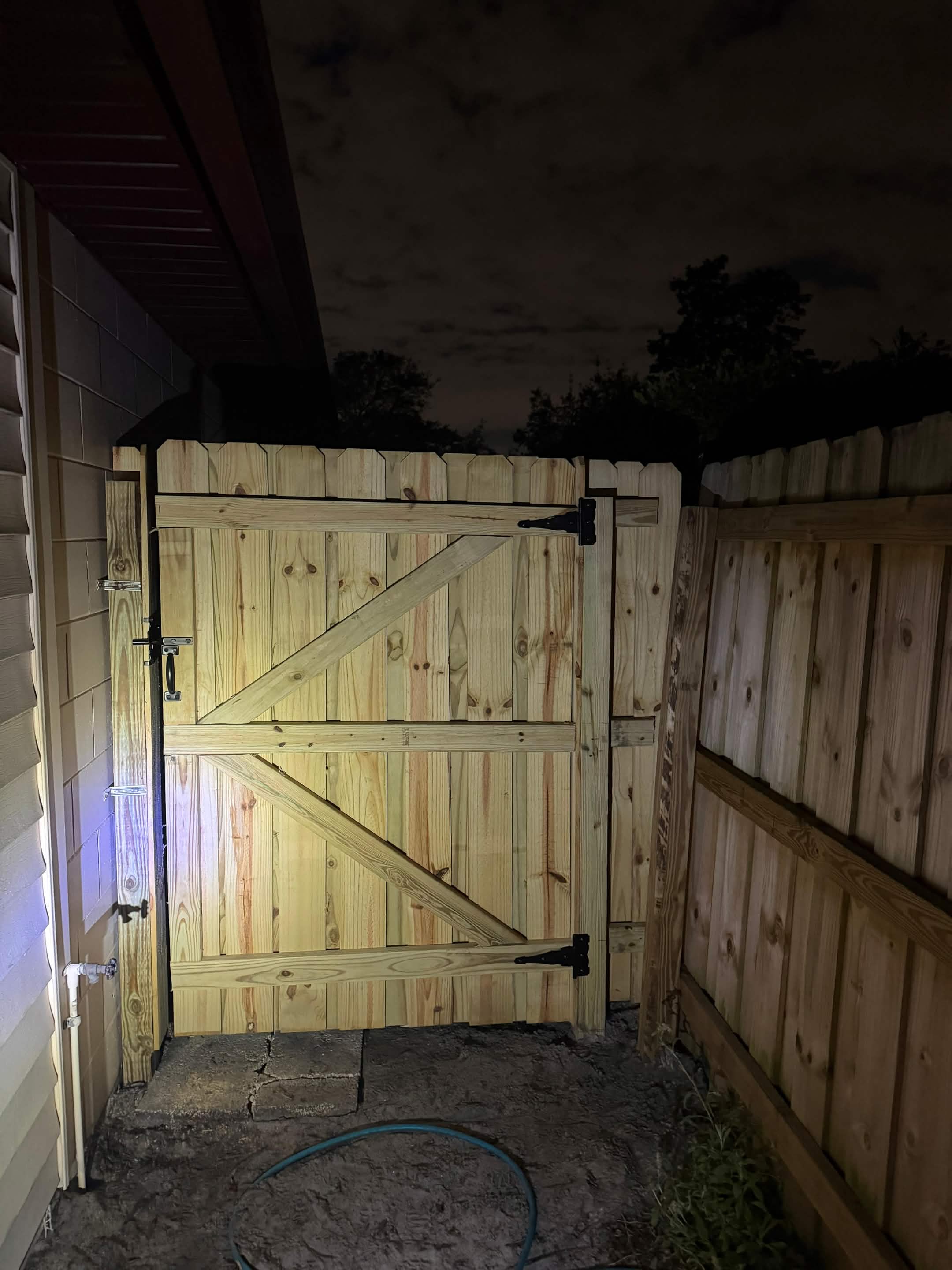 Direct Fencing & Services
